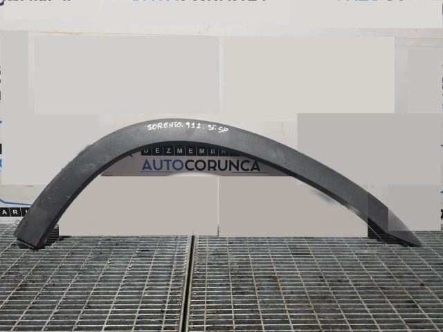 bontott KIA SORENTO Bal hátsó Sárvédő Díszléc