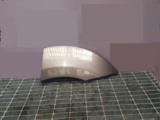 bontott KIA SORENTO Bal hátsó Sárvédő Díszléc