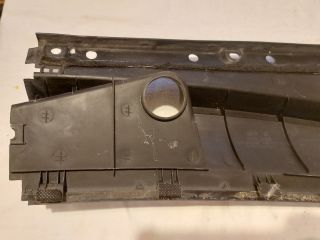 bontott KIA SORENTO Bal Levélrács Záróvég