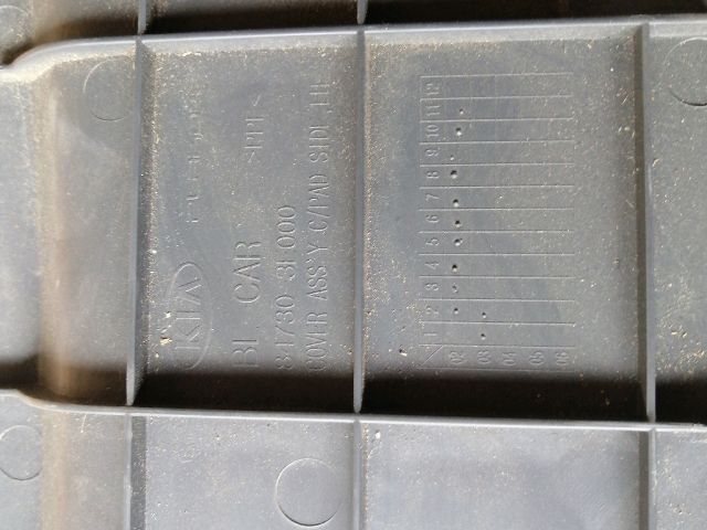 bontott KIA SORENTO Bal Műszerfal Oldalkárpit