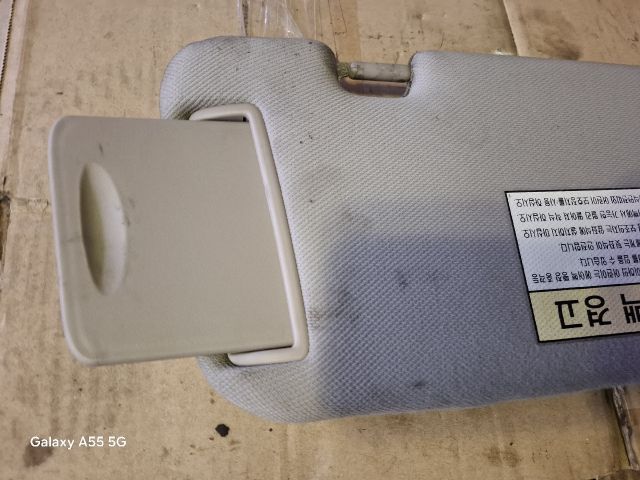 bontott KIA SORENTO Bal Napellenző