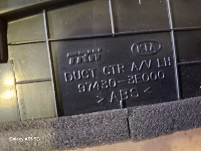 bontott KIA SORENTO Bal Szellőző