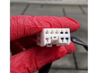 bontott KIA SORENTO Csomagtérajtó Kilincs