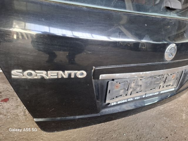 bontott KIA SORENTO Csomagtérajtó (Részeivel)