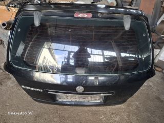 bontott KIA SORENTO Csomagtérajtó (Részeivel)