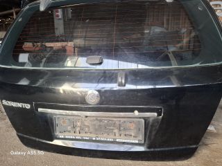 bontott KIA SORENTO Csomagtérajtó (Részeivel)