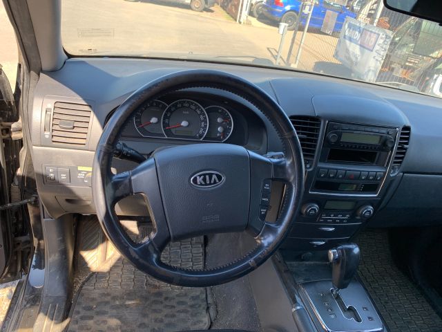 bontott KIA SORENTO Csomagtérajtó (Részeivel)