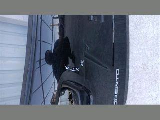 bontott KIA SORENTO Csomagtérajtó (Üres lemez)