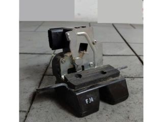 bontott KIA SORENTO Csomagtérajtó Zárszerkezet