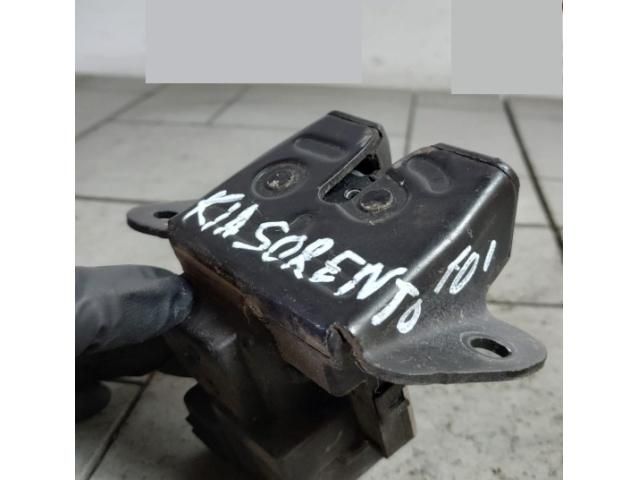 bontott KIA SORENTO Csomagtérajtó Zárszerkezet