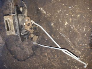 bontott KIA SORENTO Csomagtérajtó Zárszerkezet