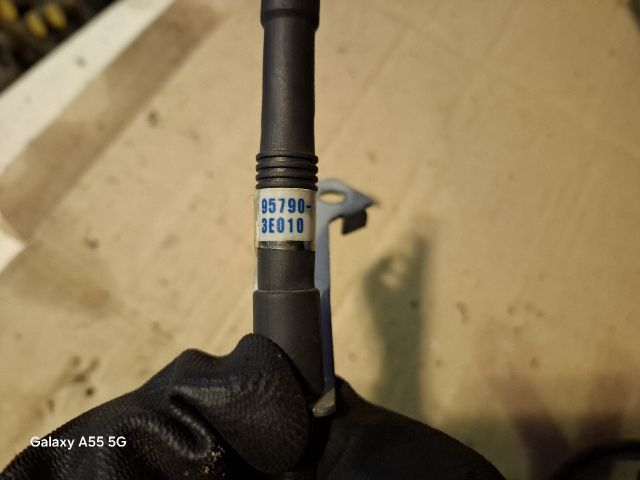 bontott KIA SORENTO Elektronika (Magában)