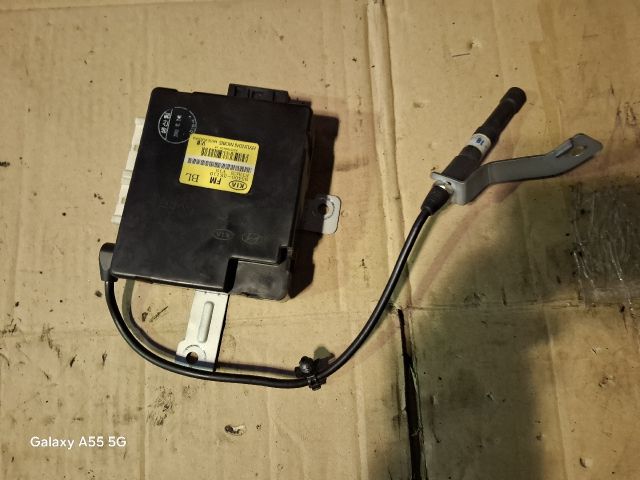 bontott KIA SORENTO Elektronika (Magában)