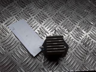 bontott KIA SORENTO Előtét Ellenállás Fűtőmotor