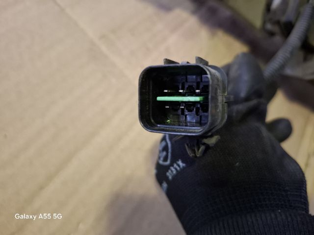 bontott KIA SORENTO Első Ablaktörlő Szerkezet Motorral