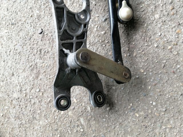 bontott KIA SORENTO Első Ablaktörlő Szerkezet