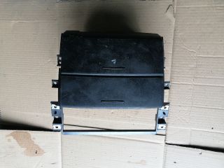 bontott KIA SORENTO Első Hamutartó