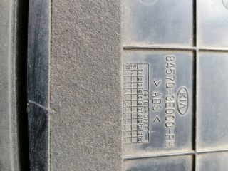 bontott KIA SORENTO Első Hamutartó