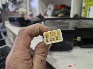 bontott KIA SORENTO Első Hamutartó