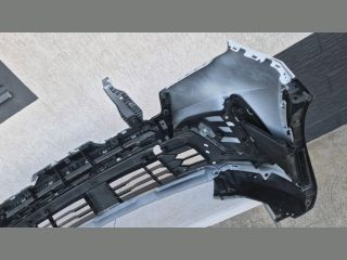 bontott KIA SORENTO Első Lökhárító (Részeivel)