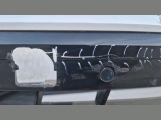 bontott KIA SORENTO Első Lökhárító (Részeivel)