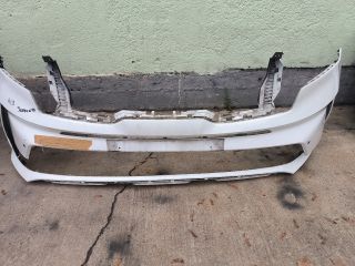 bontott KIA SORENTO Első Lökhárító (Részeivel)