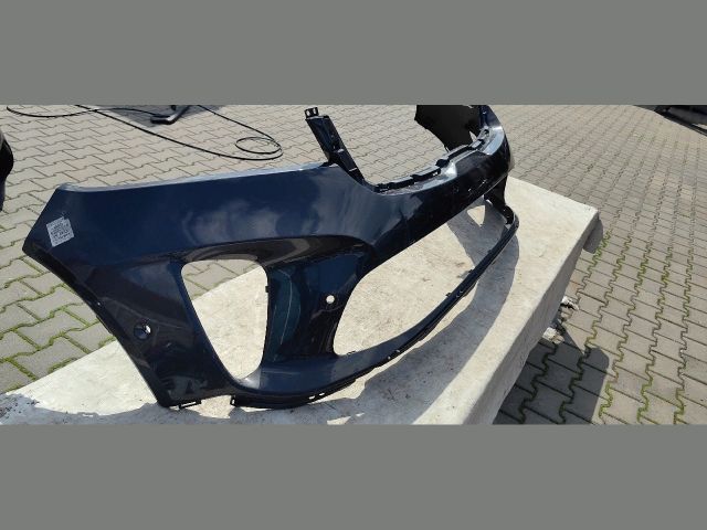 bontott KIA SORENTO Első Lökhárító (Üresen)