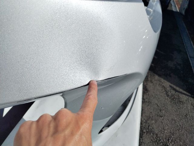 bontott KIA SORENTO Első Lökhárító (Üresen)