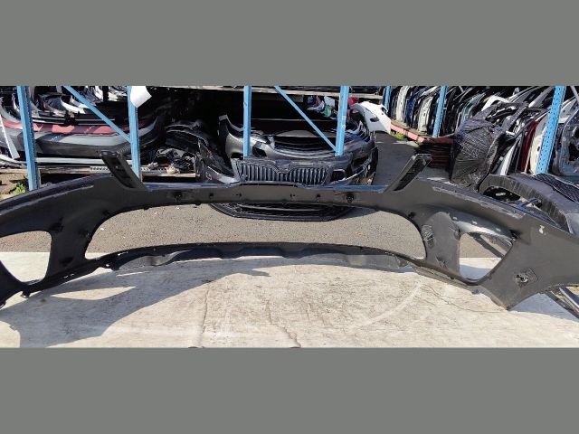 bontott KIA SORENTO Első Lökhárító (Üresen)