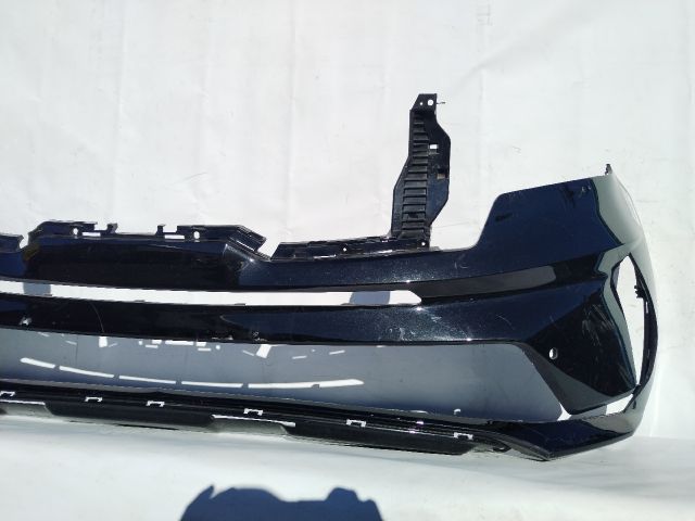 bontott KIA SORENTO Első Lökhárító (Üresen)