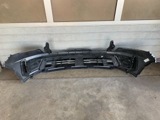 bontott KIA SORENTO Első Lökhárító (Üresen)