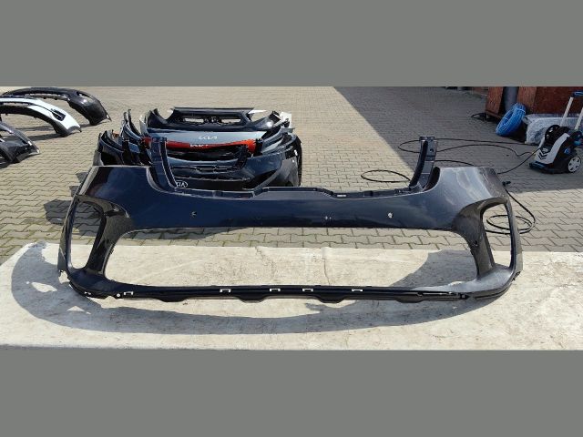 bontott KIA SORENTO Első Lökhárító (Üresen)