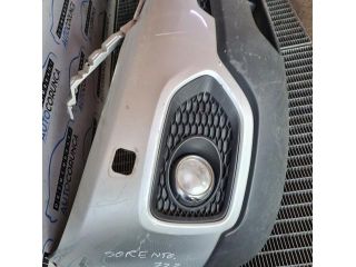 bontott KIA SORENTO Első Lökhárító (Üresen)