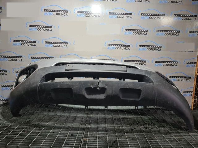 bontott KIA SORENTO Első Lökhárító (Üresen)