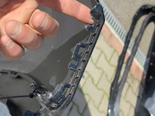 bontott KIA SORENTO Első Lökhárító (Üresen)