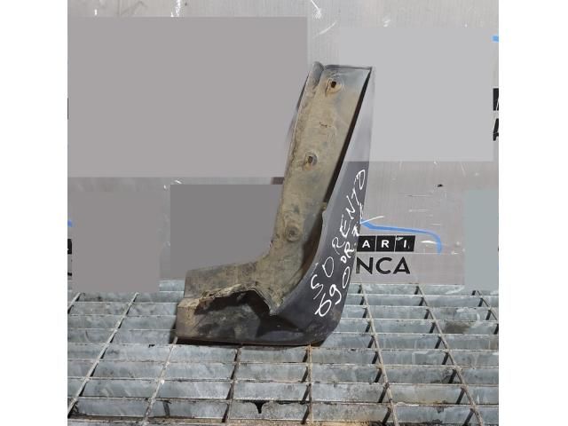 bontott KIA SORENTO Első Sárvédő Gumi Pár