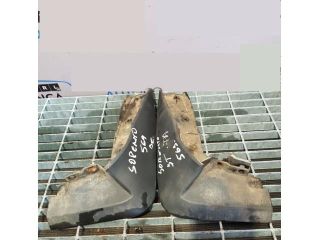 bontott KIA SORENTO Első Sárvédő Gumi Pár