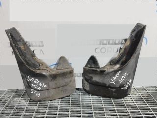 bontott KIA SORENTO Első Sárvédő Gumi Pár