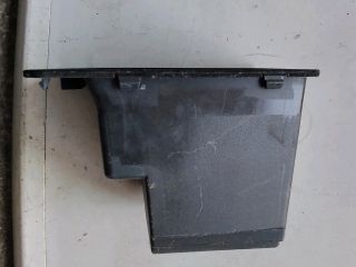 bontott KIA SORENTO Első Tároló Rekesz