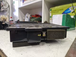 bontott KIA SORENTO Első Tároló Rekesz