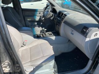 bontott KIA SORENTO Első Tároló Rekesz