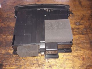 bontott KIA SORENTO Első Tároló Rekesz