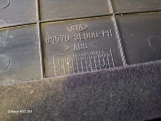 bontott KIA SORENTO Első Tároló Rekesz