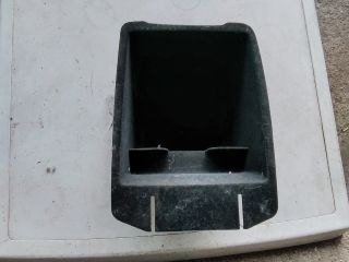 bontott KIA SORENTO Első Tároló Rekesz