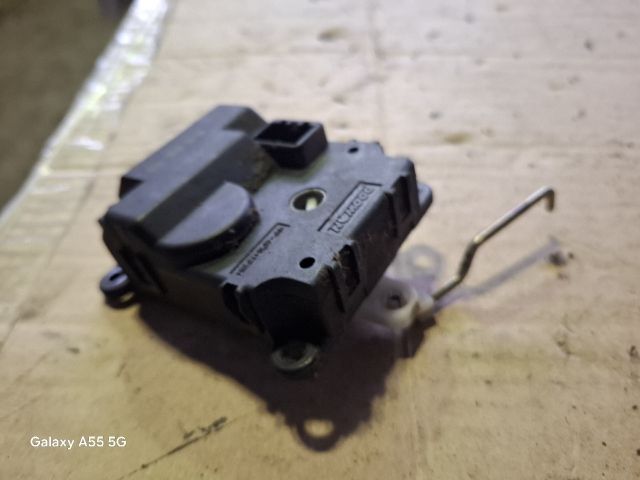 bontott KIA SORENTO Fűtés Állító Motor