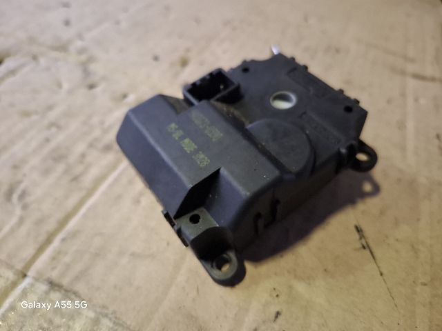 bontott KIA SORENTO Fűtés Állító Motor