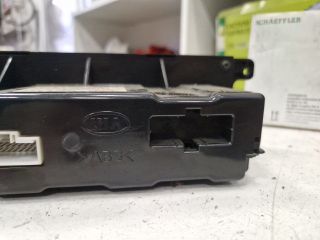 bontott KIA SORENTO Fűtéskapcsoló (digit klímás)