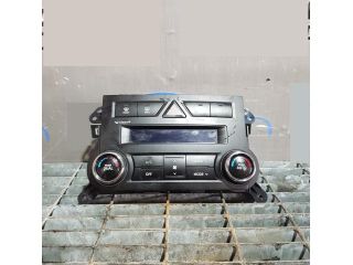 bontott KIA SORENTO Fűtéskapcsoló