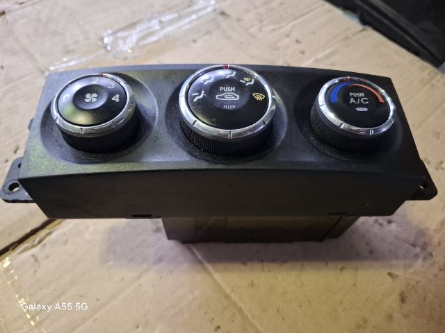 bontott KIA SORENTO Fűtéskapcsoló