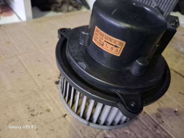 bontott KIA SORENTO Fűtőmotor (Klímás)